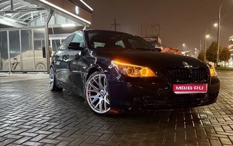 BMW 5 серия, 2008 год, 950 000 рублей, 1 фотография
