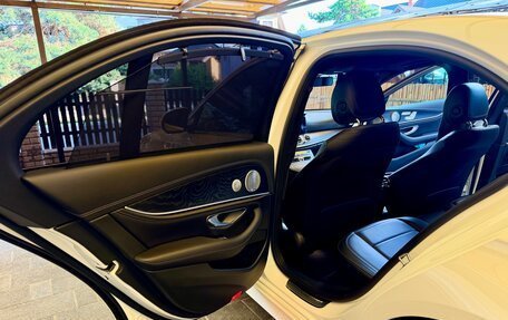 Mercedes-Benz E-Класс, 2017 год, 4 750 000 рублей, 7 фотография