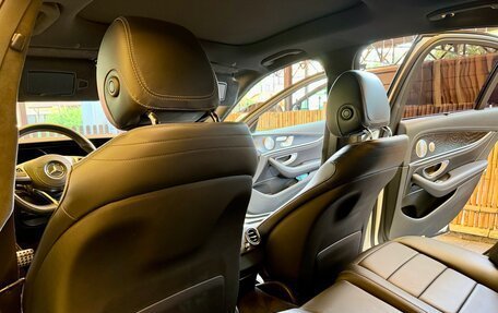 Mercedes-Benz E-Класс, 2017 год, 4 750 000 рублей, 8 фотография