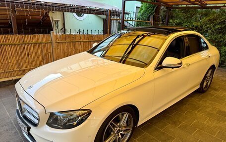 Mercedes-Benz E-Класс, 2017 год, 4 750 000 рублей, 21 фотография
