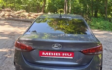 Hyundai Solaris II рестайлинг, 2021 год, 1 800 000 рублей, 5 фотография