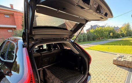 Volvo XC60 II, 2018 год, 3 240 000 рублей, 4 фотография