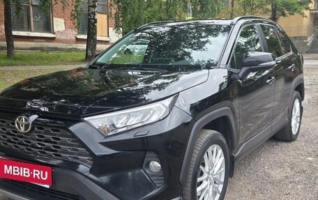 Toyota RAV4, 2020 год, 3 500 000 рублей, 1 фотография