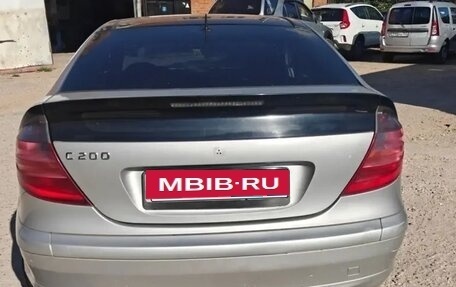 Mercedes-Benz C-Класс, 2001 год, 350 000 рублей, 6 фотография