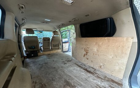 Hyundai H-1 II рестайлинг, 2011 год, 1 250 000 рублей, 12 фотография
