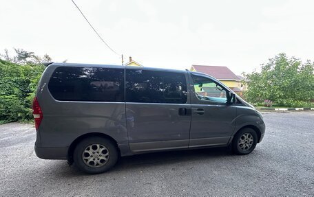 Hyundai H-1 II рестайлинг, 2011 год, 1 250 000 рублей, 8 фотография