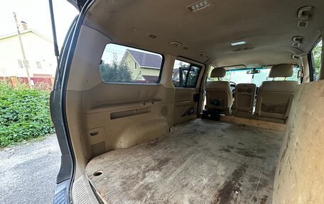 Hyundai H-1 II рестайлинг, 2011 год, 1 250 000 рублей, 11 фотография