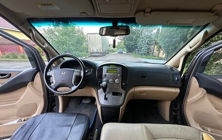 Hyundai H-1 II рестайлинг, 2011 год, 1 250 000 рублей, 20 фотография