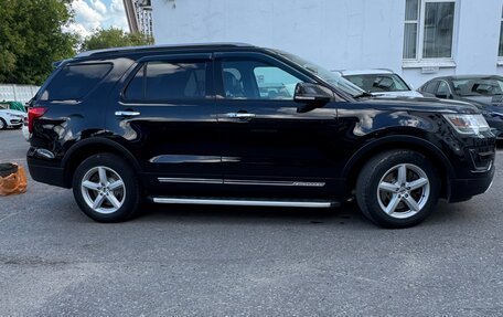Ford Explorer VI, 2017 год, 3 100 000 рублей, 3 фотография
