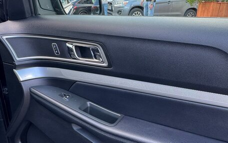 Ford Explorer VI, 2017 год, 3 100 000 рублей, 7 фотография