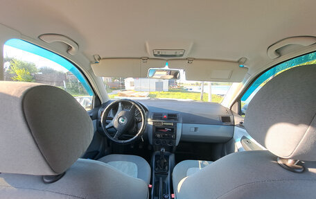 Skoda Fabia I, 2002 год, 285 000 рублей, 11 фотография