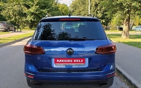 Volkswagen Touareg III, 2015 год, 2 350 000 рублей, 6 фотография