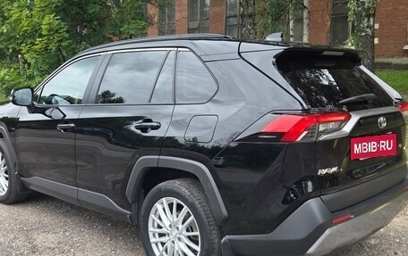 Toyota RAV4, 2020 год, 3 500 000 рублей, 5 фотография