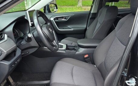 Toyota RAV4, 2020 год, 3 500 000 рублей, 13 фотография