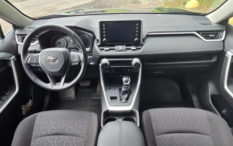 Toyota RAV4, 2020 год, 3 500 000 рублей, 18 фотография
