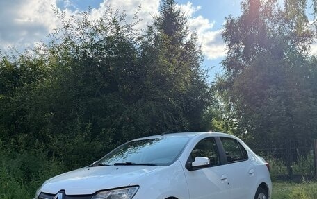 Renault Logan II, 2021 год, 565 000 рублей, 4 фотография