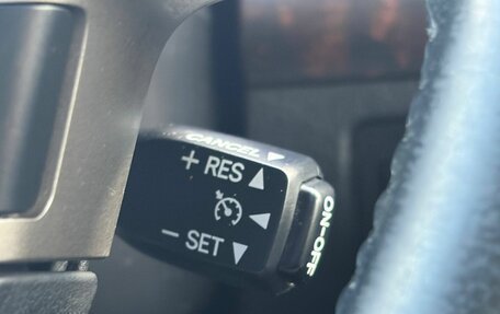 Toyota Land Cruiser 200, 2010 год, 2 149 000 рублей, 33 фотография