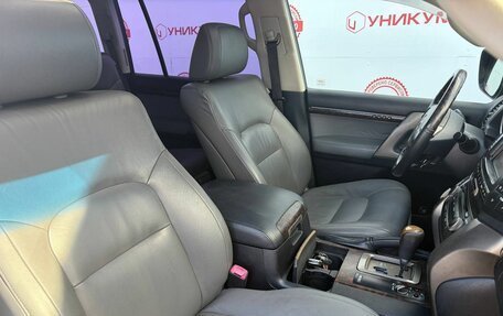 Toyota Land Cruiser 200, 2010 год, 2 149 000 рублей, 36 фотография