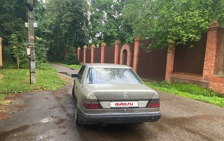 Mercedes-Benz E-Класс, 1992 год, 130 000 рублей, 4 фотография