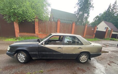 Mercedes-Benz E-Класс, 1992 год, 130 000 рублей, 3 фотография