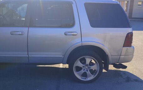 Ford Explorer III, 2001 год, 575 000 рублей, 2 фотография