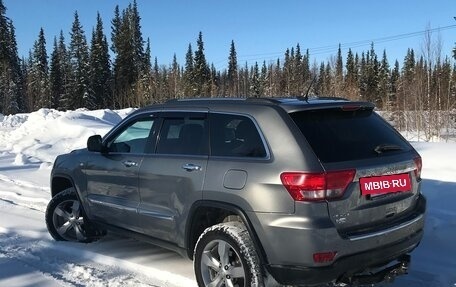 Jeep Grand Cherokee, 2012 год, 2 500 000 рублей, 22 фотография