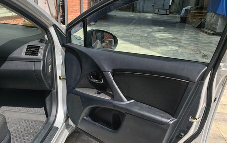 Toyota Avensis III рестайлинг, 2009 год, 900 000 рублей, 11 фотография