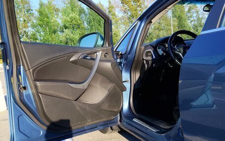 Opel Astra J, 2013 год, 680 000 рублей, 12 фотография