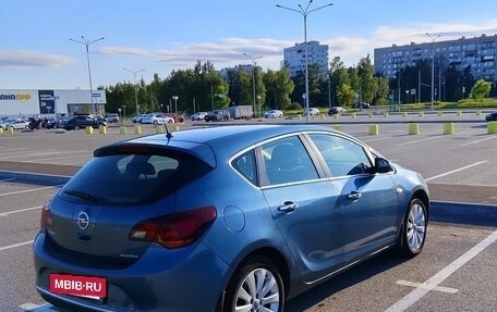 Opel Astra J, 2013 год, 680 000 рублей, 5 фотография
