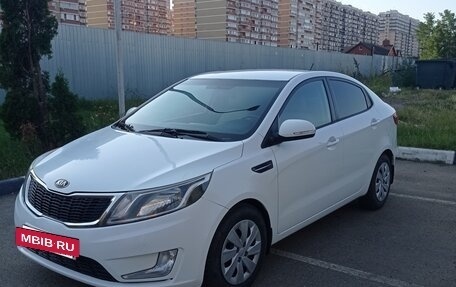 KIA Rio III рестайлинг, 2013 год, 870 000 рублей, 4 фотография