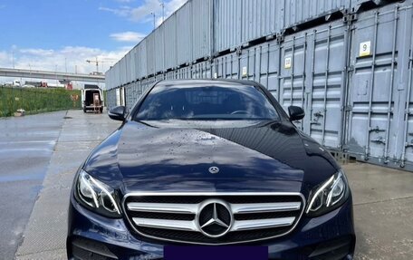 Mercedes-Benz E-Класс, 2019 год, 2 750 000 рублей, 9 фотография