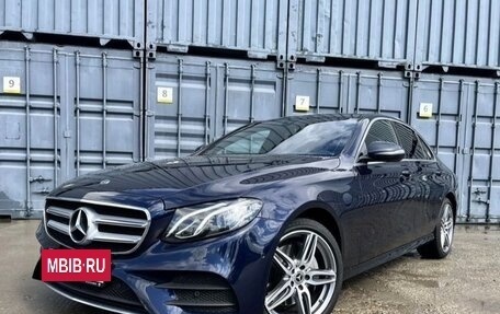 Mercedes-Benz E-Класс, 2019 год, 2 750 000 рублей, 7 фотография