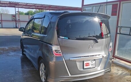 Honda Freed I, 2011 год, 1 150 000 рублей, 3 фотография