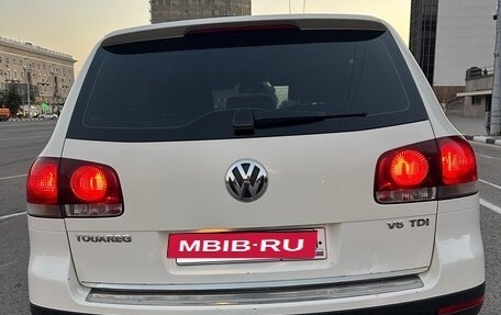 Volkswagen Touareg III, 2009 год, 900 000 рублей, 6 фотография