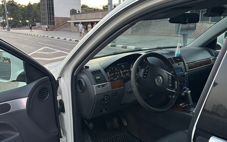 Volkswagen Touareg III, 2009 год, 900 000 рублей, 13 фотография