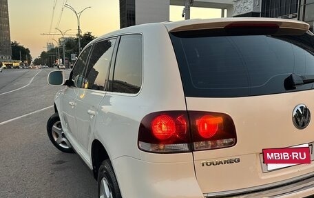 Volkswagen Touareg III, 2009 год, 900 000 рублей, 7 фотография