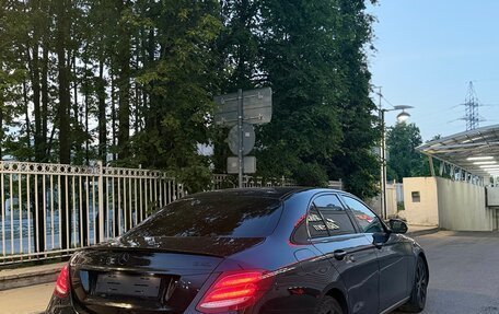 Mercedes-Benz E-Класс, 2018 год, 3 600 000 рублей, 9 фотография