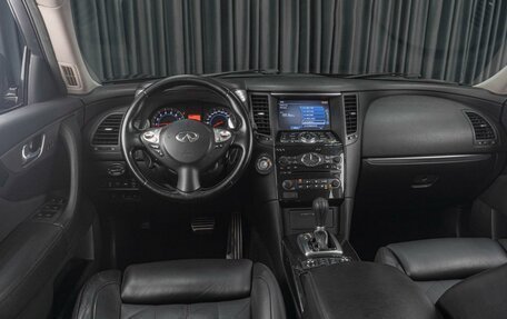 Infiniti FX II, 2011 год, 1 549 000 рублей, 6 фотография