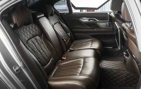 BMW 7 серия, 2019 год, 6 299 000 рублей, 15 фотография