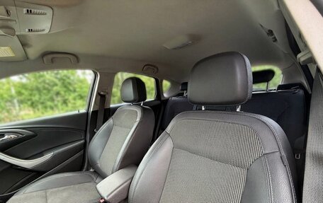 Opel Astra J, 2011 год, 750 000 рублей, 9 фотография