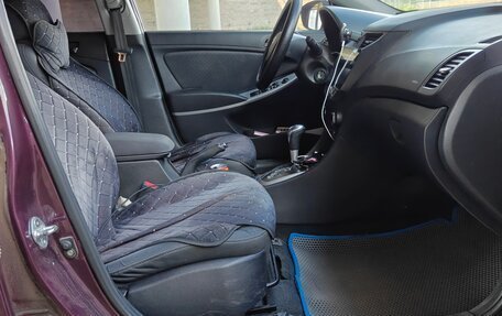 Hyundai Solaris II рестайлинг, 2012 год, 850 000 рублей, 11 фотография