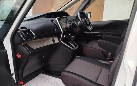 Nissan Serena IV, 2018 год, 1 850 000 рублей, 13 фотография