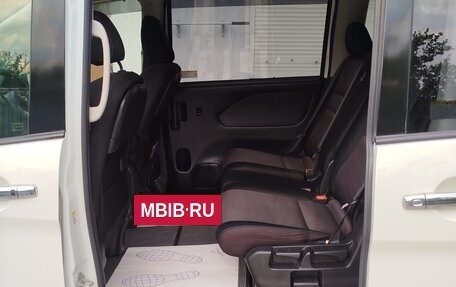 Nissan Serena IV, 2018 год, 1 850 000 рублей, 14 фотография