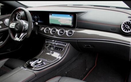 Mercedes-Benz E-Класс AMG, 2018 год, 4 800 000 рублей, 7 фотография