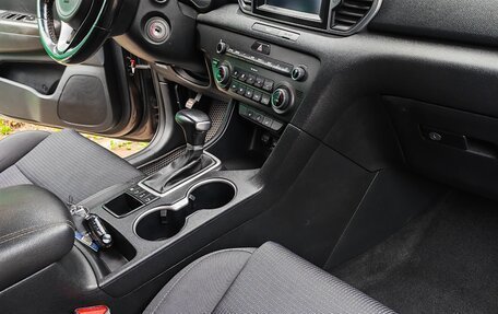 KIA Sportage IV рестайлинг, 2017 год, 2 150 000 рублей, 11 фотография
