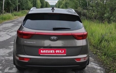 KIA Sportage IV рестайлинг, 2017 год, 2 150 000 рублей, 10 фотография