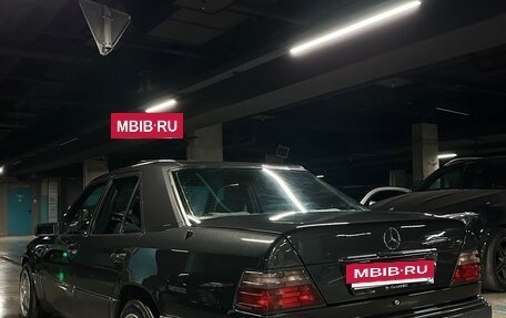 Mercedes-Benz E-Класс, 1994 год, 1 950 000 рублей, 4 фотография