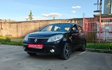 Renault Sandero I, 2010 год, 370 000 рублей, 2 фотография