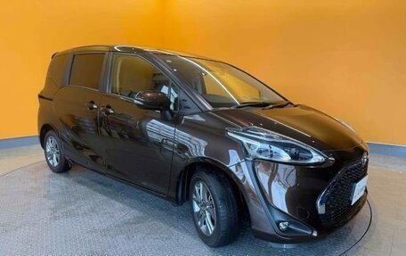 Toyota Sienta II, 2019 год, 1 250 000 рублей, 3 фотография
