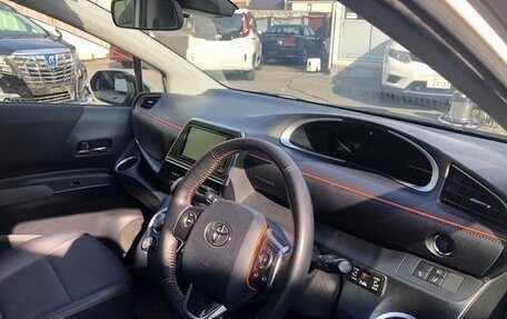 Toyota Sienta II, 2020 год, 1 200 000 рублей, 10 фотография